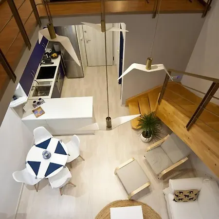 Seagull Luxury Maisonette *